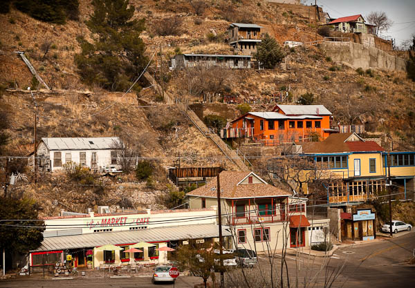 bisbee mountain side homes