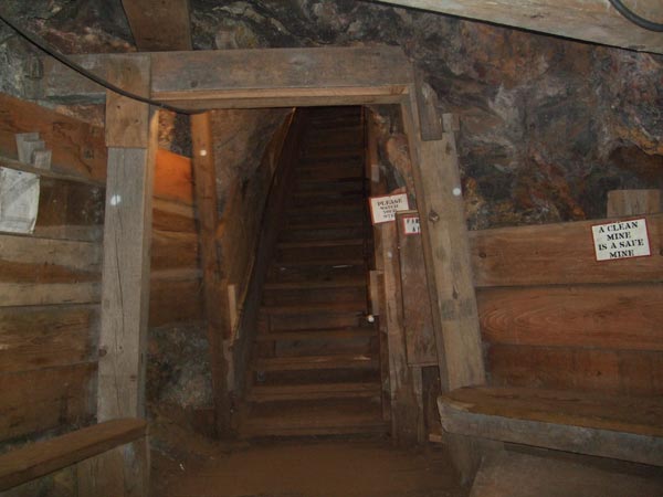 inside queen mine