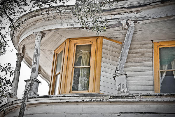 goliad old house too