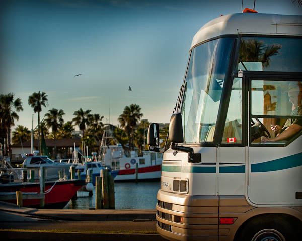 RV-04985 RV 04985